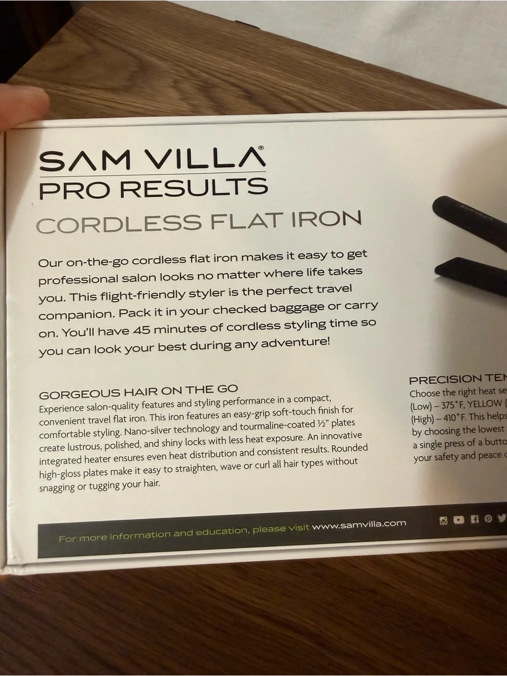 Sam Villa Pro Results Cordless Flat Iron - White Box